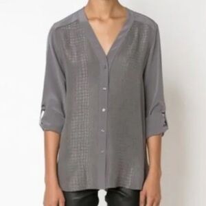 VINCE snake, croc, embossed design, silk button, down shirt